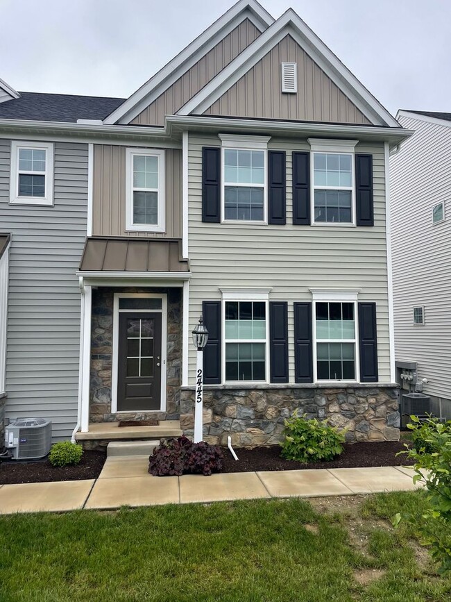 property at 2445 Artesian Wy