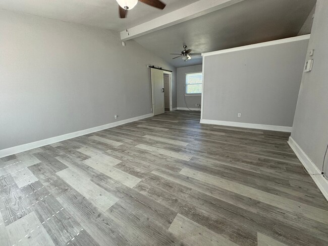 627 E 54th Pl N in Tulsa, OK - Building Photo - Building Photo