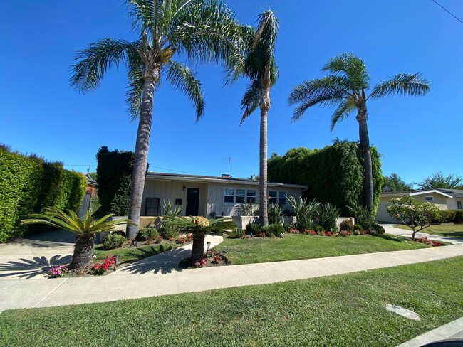 property at 5200 E Burnett St