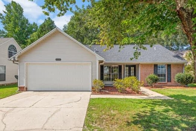 4498 Parkwood Ln
