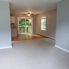 388 Marble Island Rd, Unit 386 in Colchester, VT - Building Photo - Building Photo
