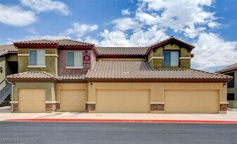 6868 Sky Pointe Dr in Las Vegas, NV - Building Photo