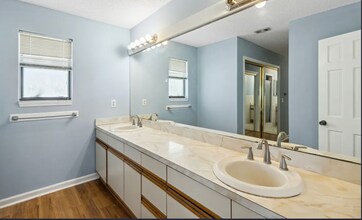 2337 S Fletcher Ave in Fernandina Beach, FL - Building Photo - Building Photo