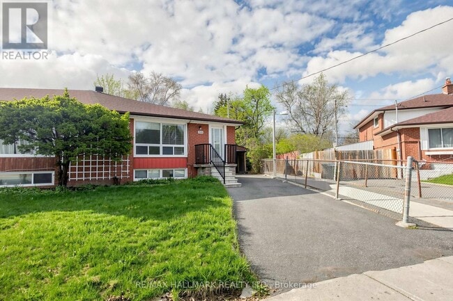 property at 25 Beethoven Ct