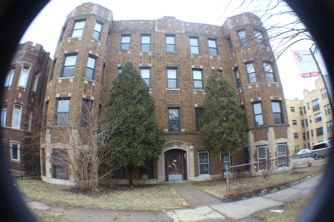 8000 S Hermitage Ave in Chicago, IL - Building Photo