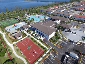 8650 NW 97th Ave in Doral, FL - Building Photo - Building Photo