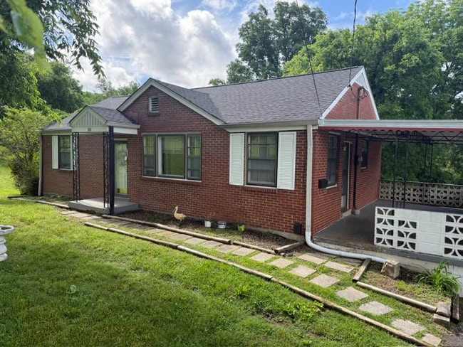 property at 620 Vinson Dr