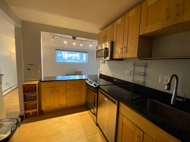 123 Inman St, Unit 1 in Cambridge, MA - Building Photo - Building Photo