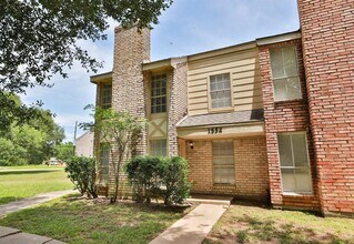 1552 East Ave in Katy, TX - Building Photo - Building Photo