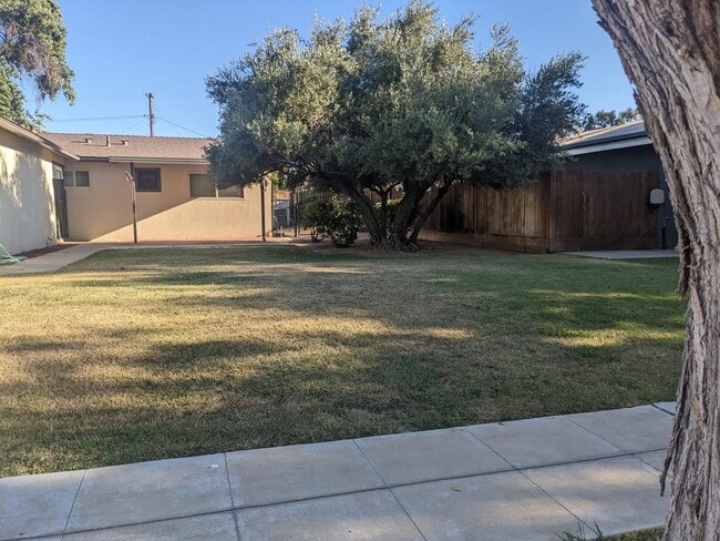 property at 3161 W Swift Ave