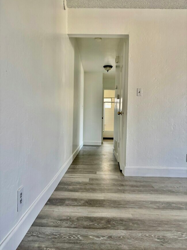 1331 Pinetree Dr in Stockton, CA - Building Photo - Building Photo