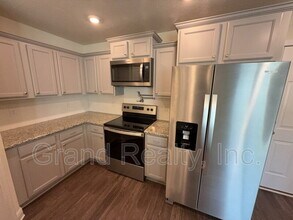 4409 Village Oak Ln in Pace, FL - Building Photo - Building Photo