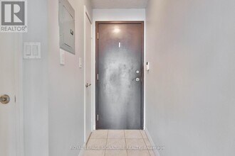 410 Queens Quay W in Toronto, ON - Building Photo - Building Photo