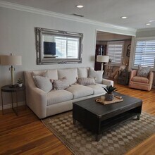 1121 N Cambridge Ave in Claremont, CA - Building Photo - Building Photo