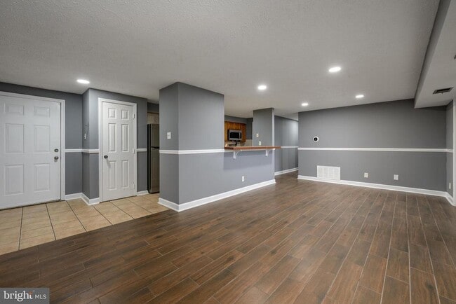 108 Kenwood Dr in Sicklerville, NJ - Building Photo - Building Photo