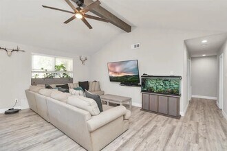5658 Ludington Dr in Houston, TX - Building Photo - Building Photo