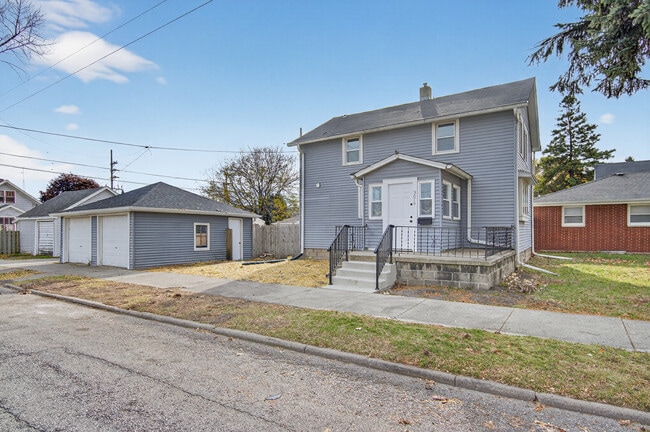 property at 3015 19th St