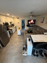 555 3rd St N in St. Petersburg, FL - Foto de edificio - Building Photo