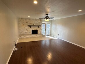 1592 College Pkwy in Lewisville, TX - Building Photo - Building Photo
