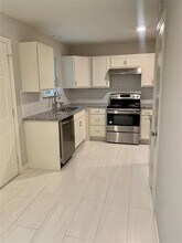 2017 E Hillbrook St in Sherman, TX - Building Photo - Building Photo
