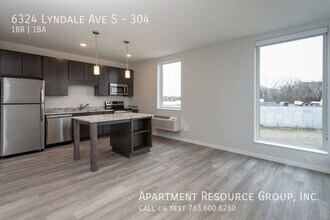 6324 Lyndale Ave S-Unit -304 in Richfield, MN - Building Photo - Building Photo