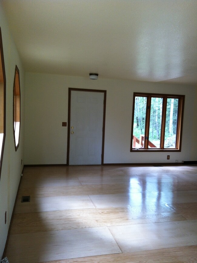 1214 N Williwaw Way in Wasilla, AK - Building Photo - Building Photo