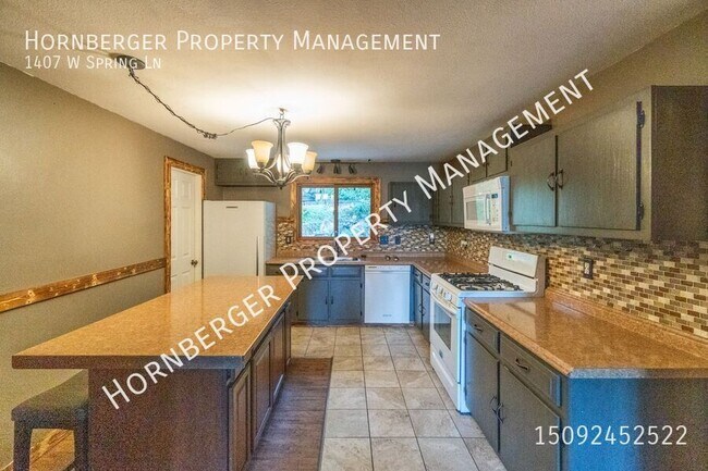 1407 W Spring Ln in Spokane, WA - Building Photo - Building Photo