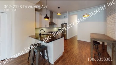 1 Bedroom + den/office in Warehouse District in Regina, SK - Building Photo - Building Photo