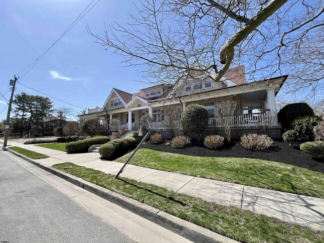 2 S Dudley Ave in Ventnor City, NJ - Building Photo - Building Photo