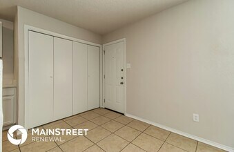 3904 Royal Crest Dr in Fort Worth, TX - Building Photo - Building Photo