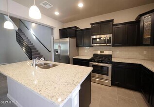 2170 Enchanted Crst Dr in El Paso, TX - Building Photo - Building Photo