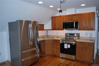 1 Union Corners Rd in Warwick, NY - Building Photo - Building Photo