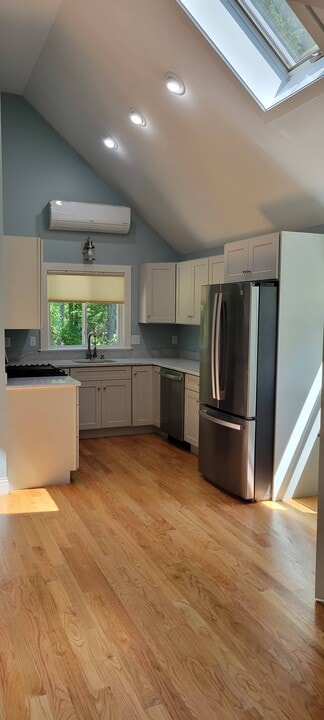282 Wareham Rd in Marion, MA - Building Photo