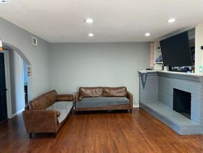 25 Casper St in Milpitas, CA - Building Photo - Building Photo