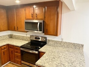 1775 Panda Way in Hayward, CA - Building Photo - Building Photo