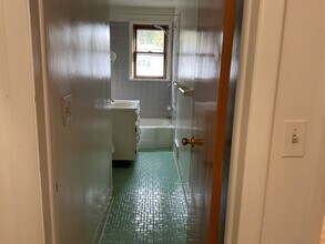 211 Magnolia Ave, Unit A in East Rochester, NY - Building Photo - Building Photo