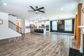 5121 Ennisworth Ln in Charlotte, NC - Building Photo - Building Photo