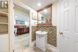 9 The Pinery in St Catharines, ON - Building Photo - Building Photo