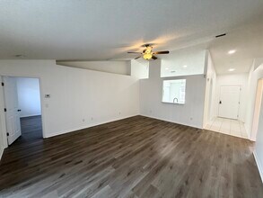 6 Folson Ln in Palm Coast, FL - Building Photo - Building Photo