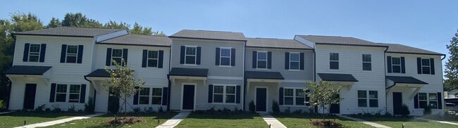 property at 146 S Dorsett St