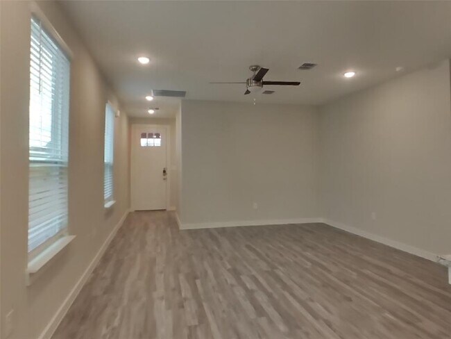 609 Foxtail Agave St in Leander, TX - Building Photo - Building Photo