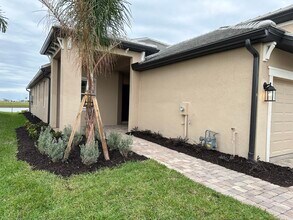 17874 Cherished Loop in Lakewood Ranch, FL - Foto de edificio - Building Photo