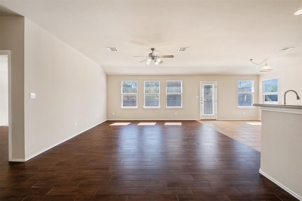 7800 Little Deer Trail in Georgetown, TX - Building Photo