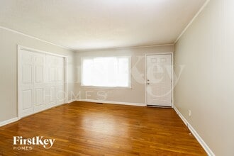 3715 Branding Iron Dr in Gastonia, NC - Foto de edificio - Building Photo