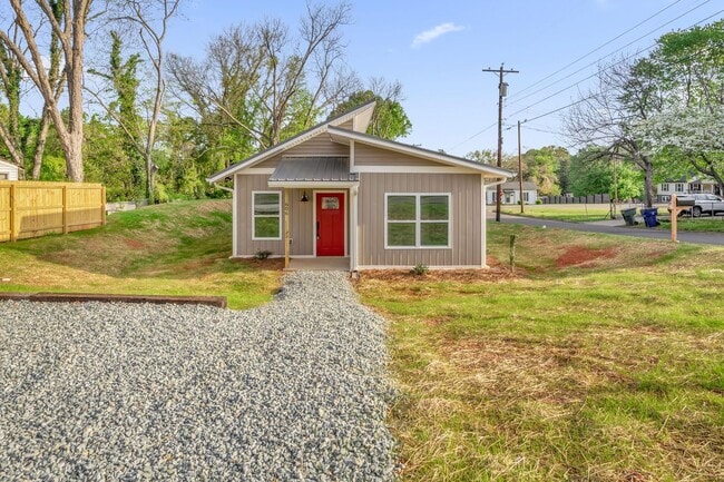 property at 606 North St