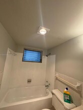1450 NE 127th St in North Miami, FL - Building Photo - Building Photo