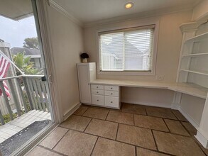 16355 Wimbledon Ln in Huntington Beach, CA - Building Photo - Building Photo