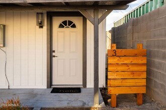 326 N 17th Dr in Phoenix, AZ - Building Photo - Building Photo