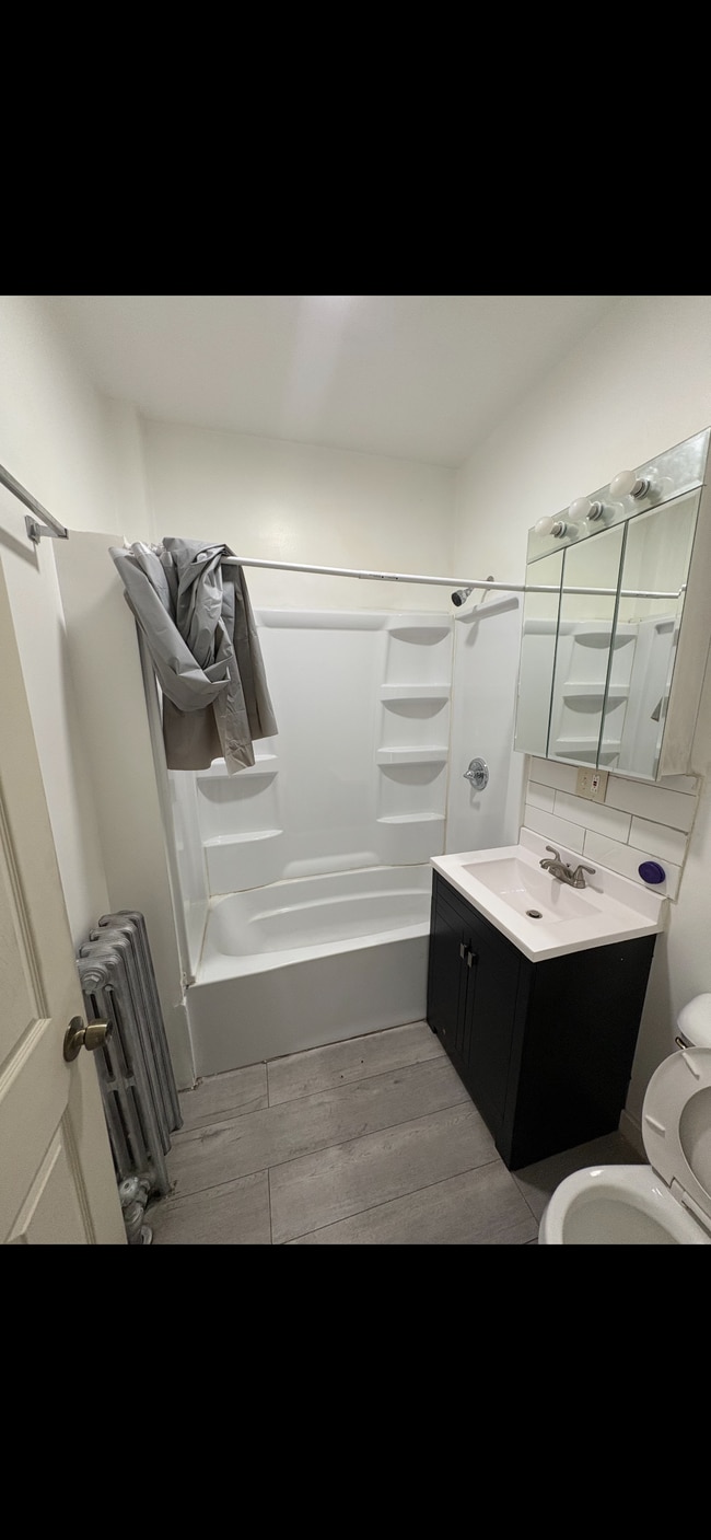 5309 W Jackson Blvd, Unit 2ndfloor in Chicago, IL - Building Photo - Building Photo