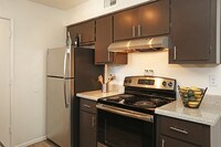1BR, 1BA - 720 SF - Villa Serena Apartments in Phoenix, Arizona